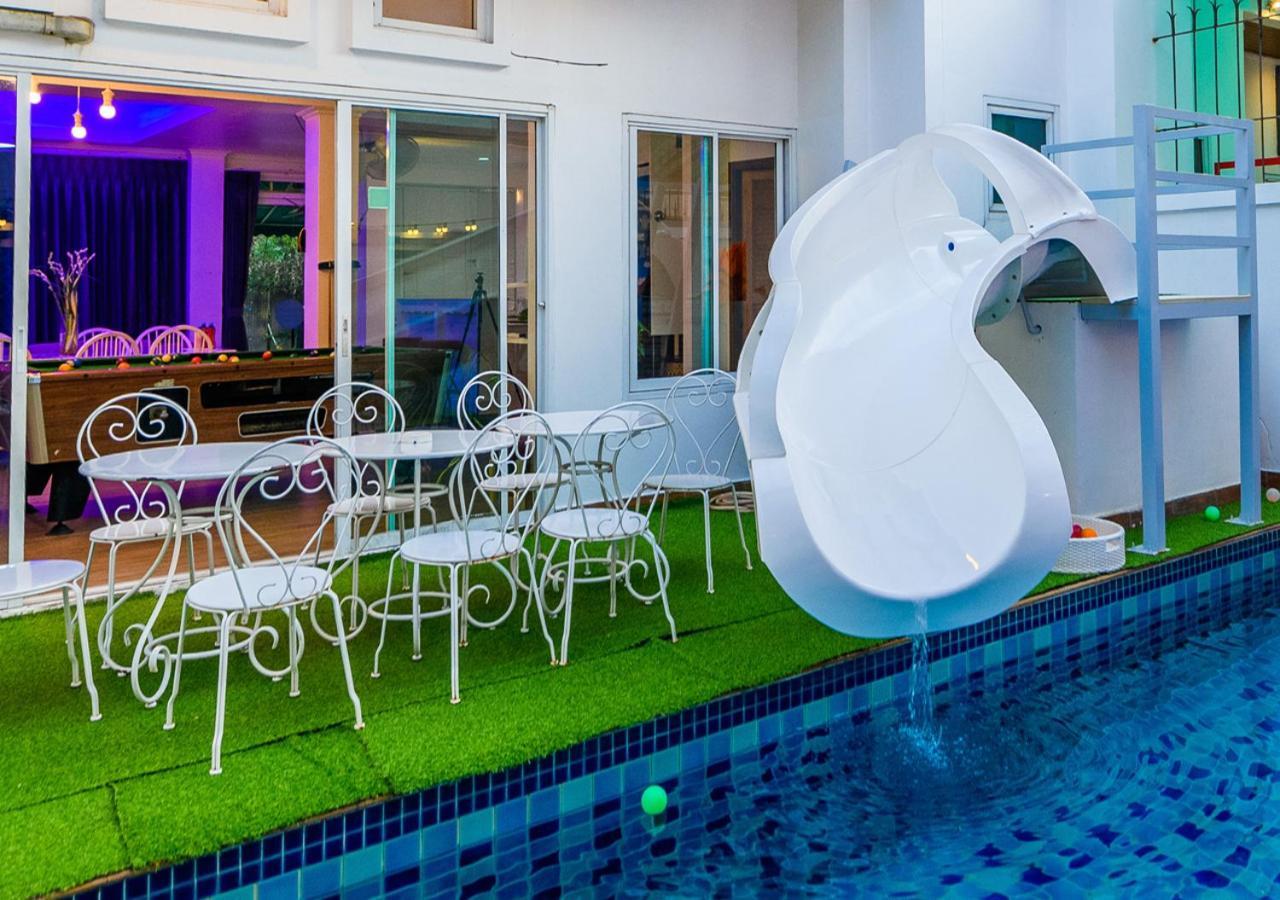 Room@Gallery Pool Villa Pattaya Extérieur photo