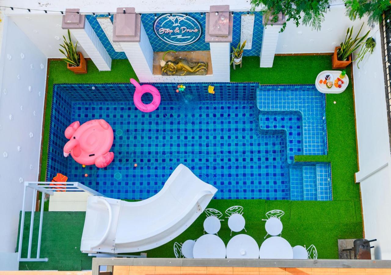 Room@Gallery Pool Villa Pattaya Extérieur photo